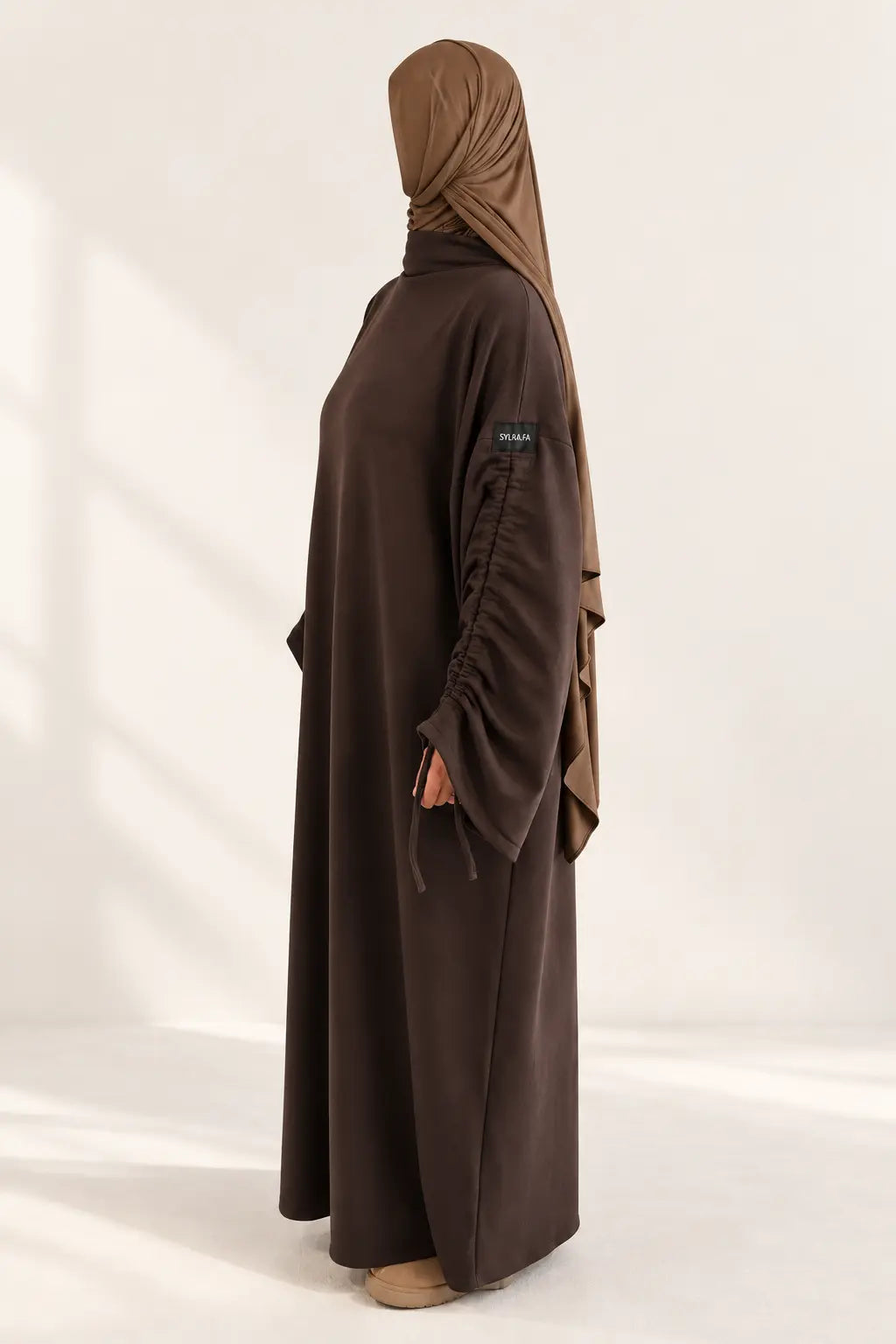 Robe longue à manches froncées — marron